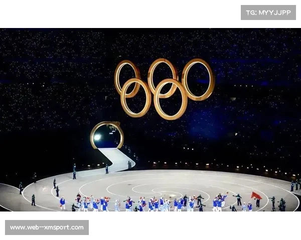 圣西罗球场冬奥会开幕式舞台搭建进入收尾阶段，足球圣殿华丽谢幕